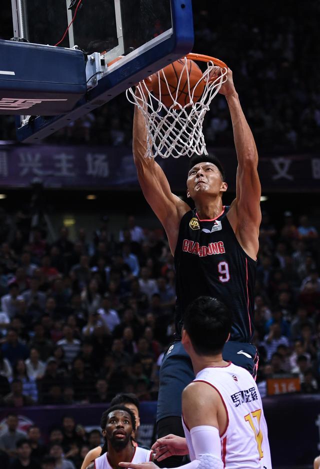 CBA季后赛赛前走向成谜；皇家马德里豪取连胜；话题不断；球队文化再被提及的简单介绍